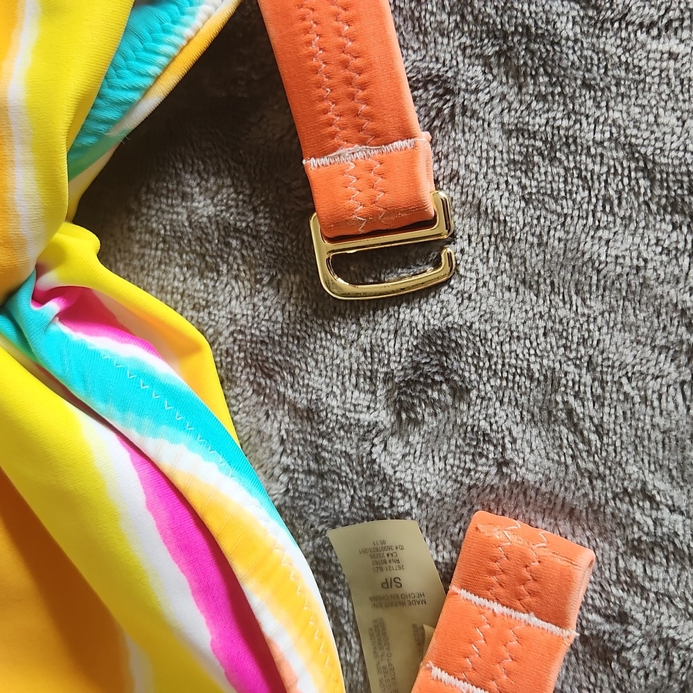 Victoria's Secret, Woman's Sz S/P, Rainbow Color Bikini Top, Just Stunning! - Picture 5 of 11